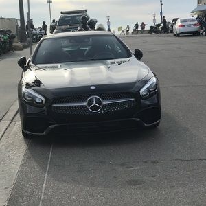 Meet your Posher, Hector